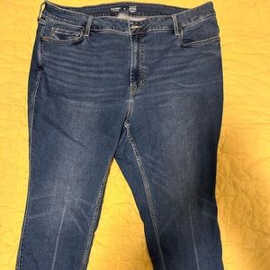 Old Navy rockstar super skinny stretch jeans with unhemmed legs.